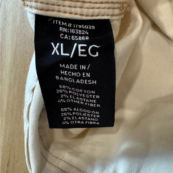 Well Worn Women's Size XL Denim Button Down Jean Jacket - Picture 6 of 6